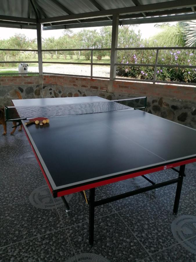Hotel Campestre Los Mangos Кимбая Екстериор снимка