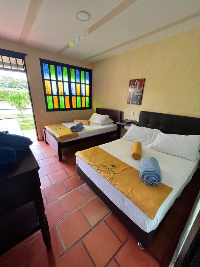 Hotel Campestre Los Mangos Кимбая Екстериор снимка